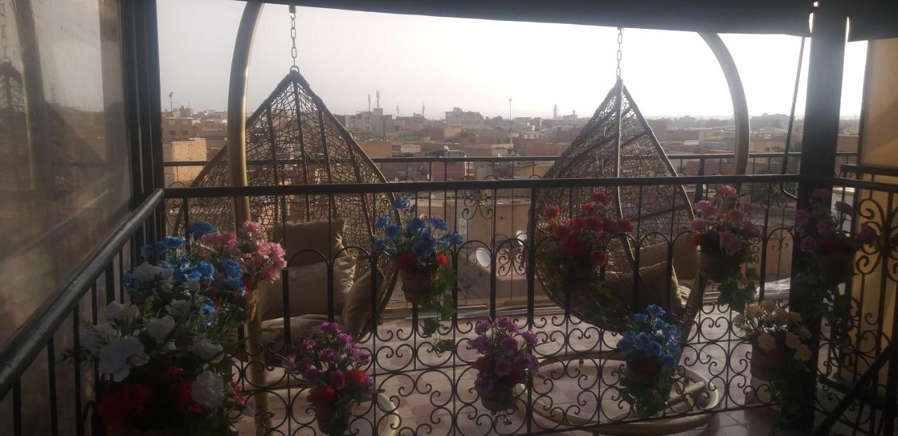 Hotel Lahlou Riad Cafeteria Oujda Exterior photo